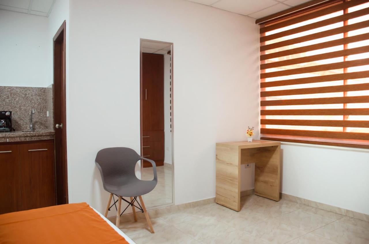 Aparthotel Torre Alba Santo Domingo de los Colorados Esterno foto